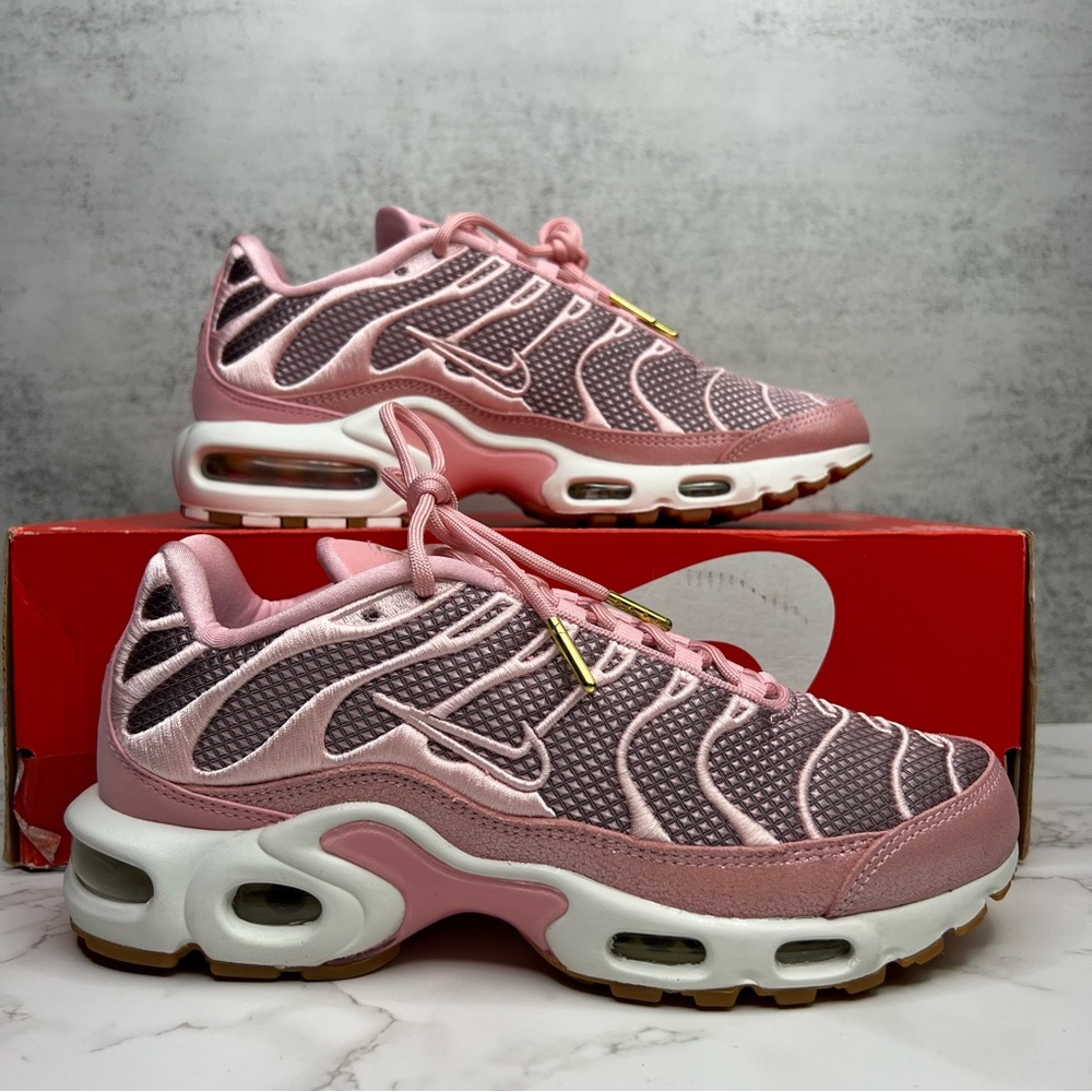 Nike Air Max Plus ‘Goddess Night Out’ 👑 - Picture 4 of 16